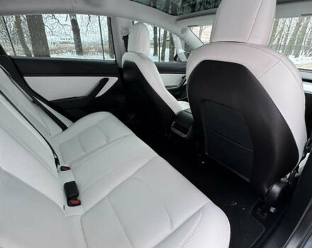 Серый Тесла Модель 3, объемом двигателя 0 л и пробегом 117 тыс. км за 20000 $, фото 17 на Automoto.ua