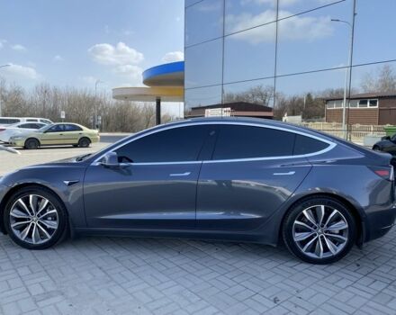 Серый Тесла Модель 3, объемом двигателя 0 л и пробегом 91 тыс. км за 18300 $, фото 1 на Automoto.ua