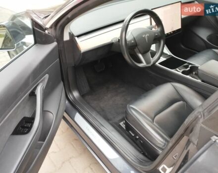Сірий Тесла Модель 3, об'ємом двигуна 0 л та пробігом 153 тис. км за 14800 $, фото 8 на Automoto.ua