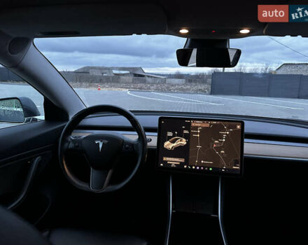 Серый Тесла Модель 3, объемом двигателя 0 л и пробегом 217 тыс. км за 14999 $, фото 16 на Automoto.ua