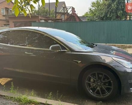 Серый Тесла Модель 3, объемом двигателя 0 л и пробегом 70 тыс. км за 18500 $, фото 12 на Automoto.ua