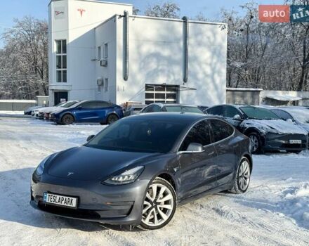 Сірий Тесла Модель 3, об'ємом двигуна 0 л та пробігом 65 тис. км за 20000 $, фото 1 на Automoto.ua