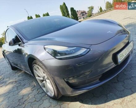 Серый Тесла Модель 3, объемом двигателя 0 л и пробегом 199 тыс. км за 16500 $, фото 1 на Automoto.ua