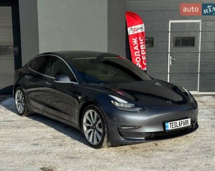 Сірий Тесла Модель 3, об'ємом двигуна 0 л та пробігом 65 тис. км за 20000 $, фото 11 на Automoto.ua