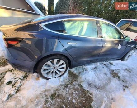 Сірий Тесла Модель 3, об'ємом двигуна 0 л та пробігом 105 тис. км за 7700 $, фото 7 на Automoto.ua