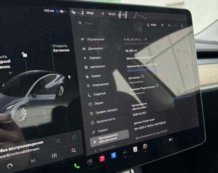 Серый Тесла Модель 3, объемом двигателя 0 л и пробегом 98 тыс. км за 15800 $, фото 6 на Automoto.ua