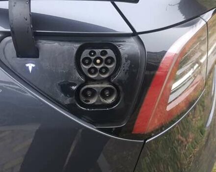 Сірий Тесла Модель 3, об'ємом двигуна 0 л та пробігом 108 тис. км за 18800 $, фото 11 на Automoto.ua