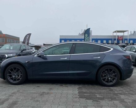 Серый Тесла Модель 3, объемом двигателя 0 л и пробегом 158 тыс. км за 20490 $, фото 8 на Automoto.ua