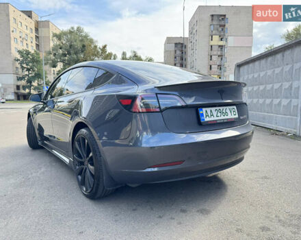 Серый Тесла Модель 3, объемом двигателя 0 л и пробегом 81 тыс. км за 21500 $, фото 5 на Automoto.ua