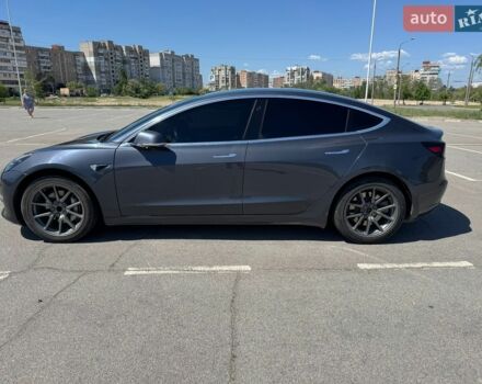 Серый Тесла Модель 3, объемом двигателя 0 л и пробегом 265 тыс. км за 14000 $, фото 2 на Automoto.ua