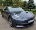 Серый Тесла Модель 3, объемом двигателя 0 л и пробегом 63 тыс. км за 20500 $, фото 1 на Automoto.ua