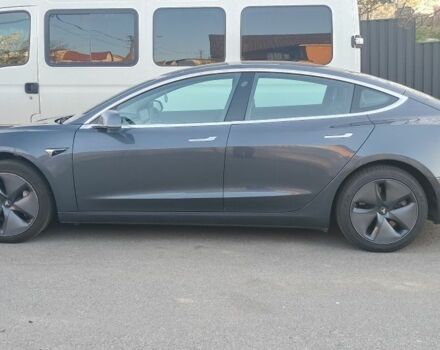 Серый Тесла Модель 3, объемом двигателя 0 л и пробегом 197 тыс. км за 15999 $, фото 3 на Automoto.ua