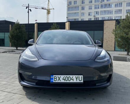 Серый Тесла Модель 3, объемом двигателя 0 л и пробегом 204 тыс. км за 16999 $, фото 2 на Automoto.ua