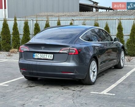Серый Тесла Модель 3, объемом двигателя 0 л и пробегом 194 тыс. км за 13400 $, фото 3 на Automoto.ua