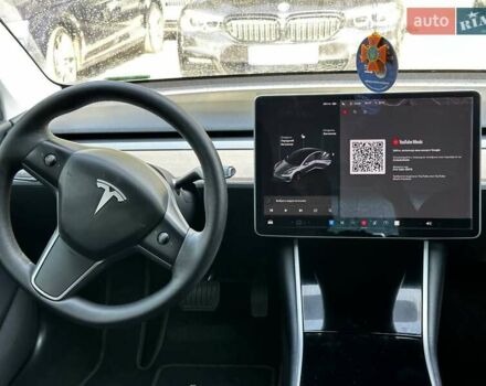 Тесла Модель 3 2019 у Вінниці на Automoto.ua Сірий Тесла Модель 3, об'ємом двигуна 0 л та пробігом 200 тис. км за 15999 $, фото 15 на Automoto.ua