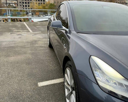 Серый Тесла Модель 3, объемом двигателя 0 л и пробегом 63 тыс. км за 20500 $, фото 7 на Automoto.ua