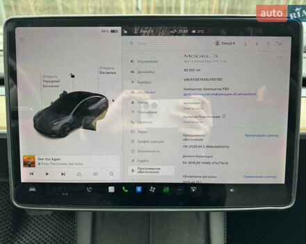 Серый Тесла Модель 3, объемом двигателя 0 л и пробегом 62 тыс. км за 17500 $, фото 33 на Automoto.ua