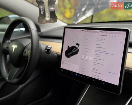 Серый Тесла Модель 3, объемом двигателя 0 л и пробегом 108 тыс. км за 18800 $, фото 15 на Automoto.ua