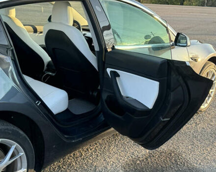 Сірий Тесла Модель 3, об'ємом двигуна 0 л та пробігом 205 тис. км за 16900 $, фото 1 на Automoto.ua
