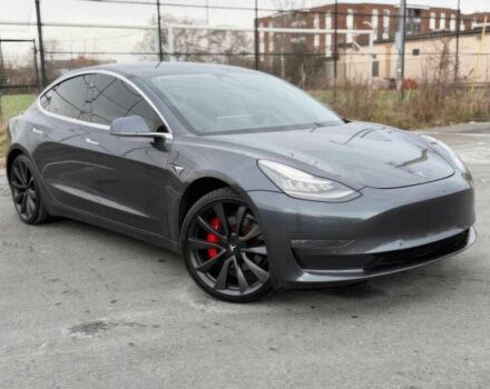 Сірий Тесла Модель 3, об'ємом двигуна 0 л та пробігом 38 тис. км за 11000 $, фото 2 на Automoto.ua