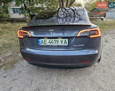 Серый Тесла Модель 3, объемом двигателя 0 л и пробегом 210 тыс. км за 18200 $, фото 7 на Automoto.ua