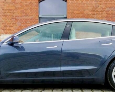 Сірий Тесла Модель 3, об'ємом двигуна 0 л та пробігом 96 тис. км за 11300 $, фото 4 на Automoto.ua