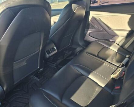 Серый Тесла Модель 3, объемом двигателя 0 л и пробегом 138 тыс. км за 17400 $, фото 6 на Automoto.ua