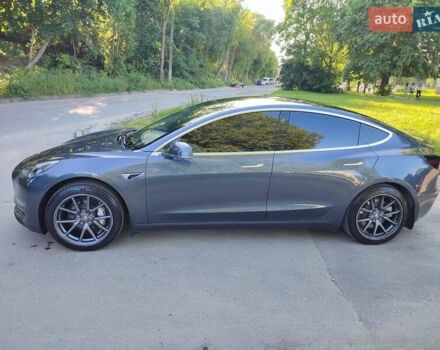 Сірий Тесла Модель 3, об'ємом двигуна 0 л та пробігом 79 тис. км за 15500 $, фото 4 на Automoto.ua