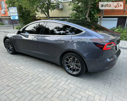 Сірий Тесла Модель 3, об'ємом двигуна 0 л та пробігом 50 тис. км за 22000 $, фото 6 на Automoto.ua