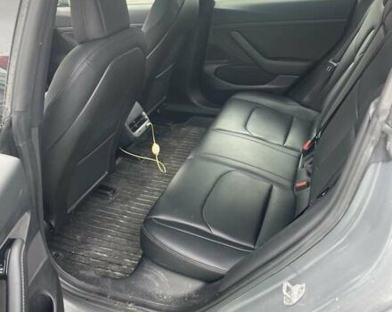 Сірий Тесла Модель 3, об'ємом двигуна 0 л та пробігом 143 тис. км за 15555 $, фото 10 на Automoto.ua