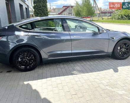 Сірий Тесла Модель 3, об'ємом двигуна 0 л та пробігом 59 тис. км за 13900 $, фото 3 на Automoto.ua