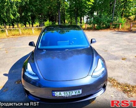 Серый Тесла Модель 3, объемом двигателя 0 л и пробегом 83 тыс. км за 15500 $, фото 2 на Automoto.ua