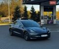 Серый Тесла Модель 3, объемом двигателя 0 л и пробегом 90 тыс. км за 18700 $, фото 5 на Automoto.ua