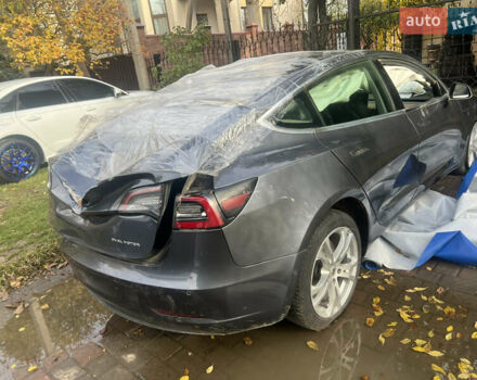 Тесла Модель 3 2020 у Луцьку на Automoto.ua Сірий Тесла Модель 3, об'ємом двигуна 0 л та пробігом 222 тис. км за 8800 $, фото 4 на Automoto.ua