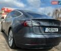 Серый Тесла Модель 3, объемом двигателя 0 л и пробегом 88 тыс. км за 18750 $, фото 5 на Automoto.ua