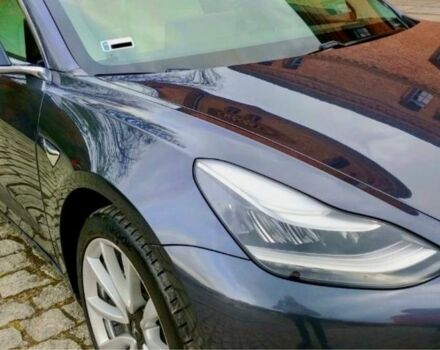 Сірий Тесла Модель 3, об'ємом двигуна 0 л та пробігом 96 тис. км за 11300 $, фото 1 на Automoto.ua