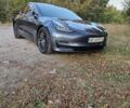 Серый Тесла Модель 3, объемом двигателя 0 л и пробегом 210 тыс. км за 18200 $, фото 3 на Automoto.ua