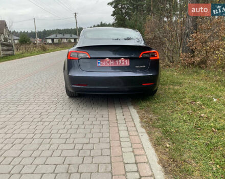 Серый Тесла Модель 3, объемом двигателя 0 л и пробегом 123 тыс. км за 21500 $, фото 1 на Automoto.ua