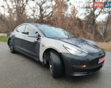 Серый Тесла Модель 3, объемом двигателя 0 л и пробегом 103 тыс. км за 13499 $, фото 6 на Automoto.ua