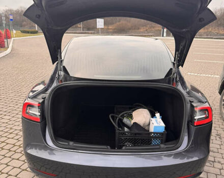 Серый Тесла Модель 3, объемом двигателя 0 л и пробегом 114 тыс. км за 19500 $, фото 9 на Automoto.ua