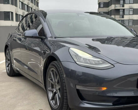 Серый Тесла Модель 3, объемом двигателя 0 л и пробегом 198 тыс. км за 15300 $, фото 1 на Automoto.ua