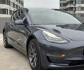 Серый Тесла Модель 3, объемом двигателя 0 л и пробегом 198 тыс. км за 15300 $, фото 1 на Automoto.ua