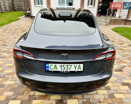 Серый Тесла Модель 3, объемом двигателя 0 л и пробегом 89 тыс. км за 14999 $, фото 5 на Automoto.ua