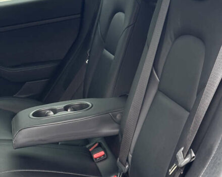 Серый Тесла Модель 3, объемом двигателя 0 л и пробегом 198 тыс. км за 15300 $, фото 38 на Automoto.ua