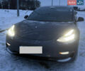 Серый Тесла Модель 3, объемом двигателя 0 л и пробегом 92 тыс. км за 15700 $, фото 2 на Automoto.ua