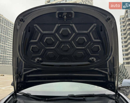 Серый Тесла Модель 3, объемом двигателя 0 л и пробегом 198 тыс. км за 15300 $, фото 47 на Automoto.ua