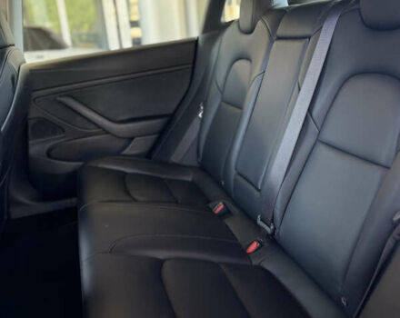 Сірий Тесла Модель 3, об'ємом двигуна 0 л та пробігом 92 тис. км за 18499 $, фото 7 на Automoto.ua