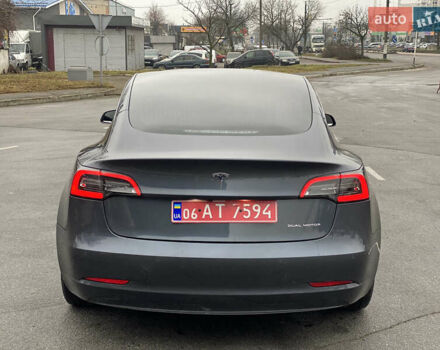 Серый Тесла Модель 3, объемом двигателя 0 л и пробегом 106 тыс. км за 17999 $, фото 17 на Automoto.ua