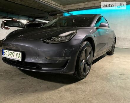 Серый Тесла Модель 3, объемом двигателя 0 л и пробегом 118 тыс. км за 19950 $, фото 1 на Automoto.ua