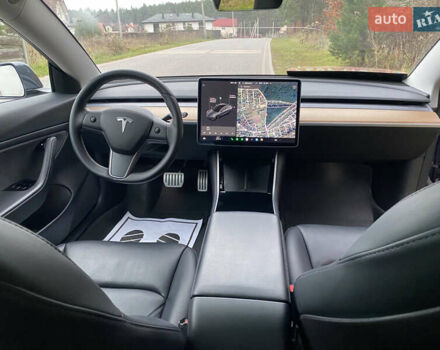 Серый Тесла Модель 3, объемом двигателя 0 л и пробегом 123 тыс. км за 21500 $, фото 6 на Automoto.ua